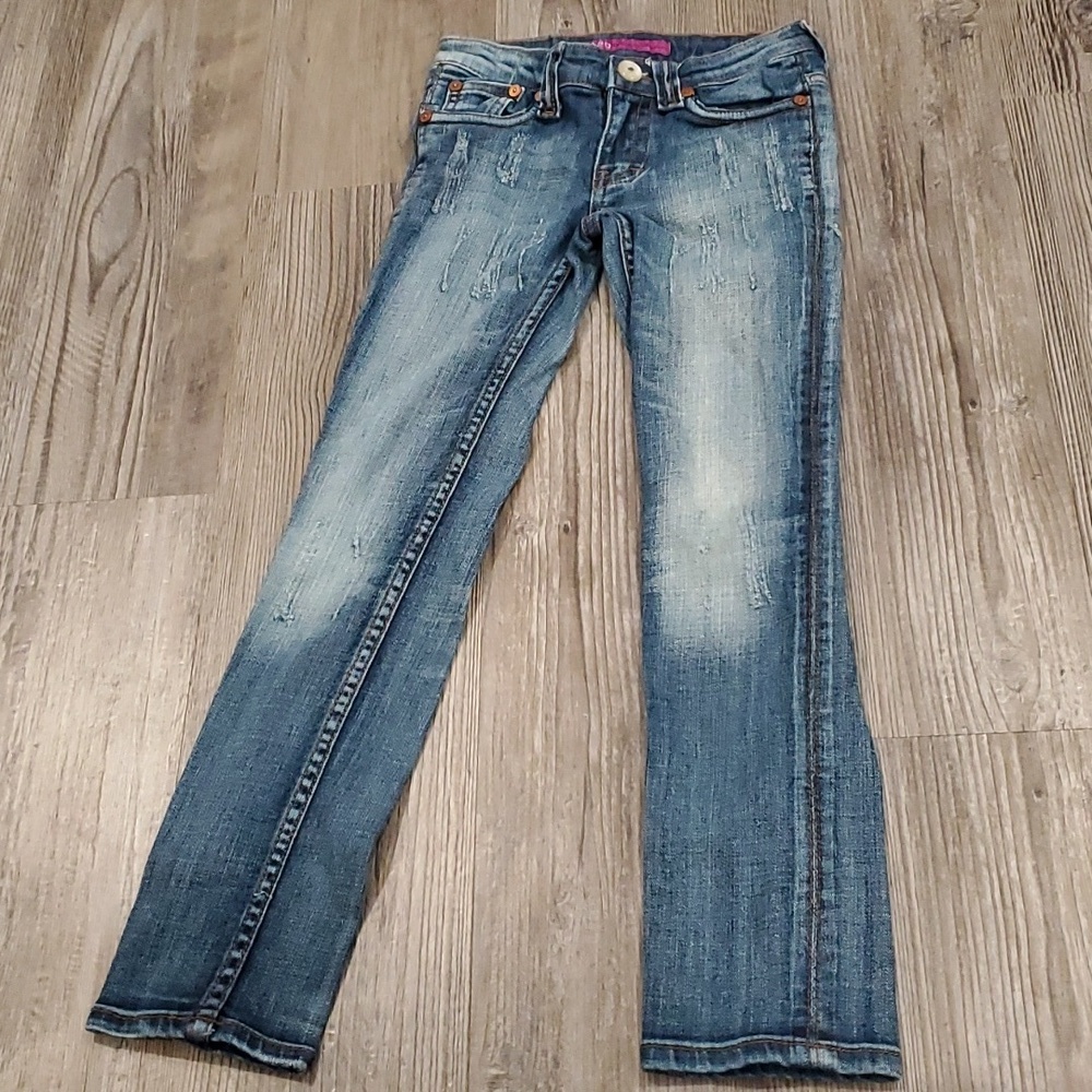 YASO Distressed Jeans Size 7